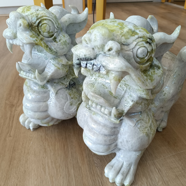 pixiu_h__27cm_l__40cm_w__16cm