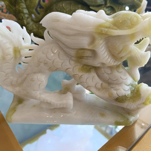 sja01-004_dragon_h__11cm_l__15cm_w__5cm